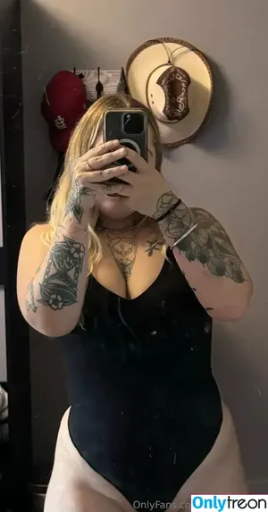 megan.f2xxx / megan.finley nude photo #0060