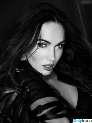 Megan Fox / meganfox nude photo #2068