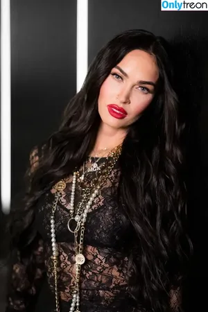 Megan Fox / megan.fox / meganfox фото голая #2317