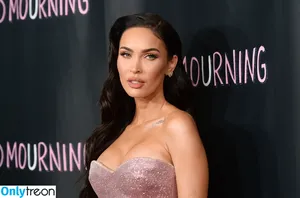 Megan Fox / megan.fox / meganfox фото голая #2337