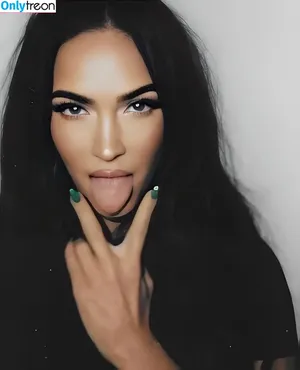 Megan Fox / megan.fox / meganfox фото голая #2371