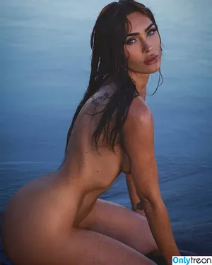 Megan Fox / action / meganfox nude photo #2431