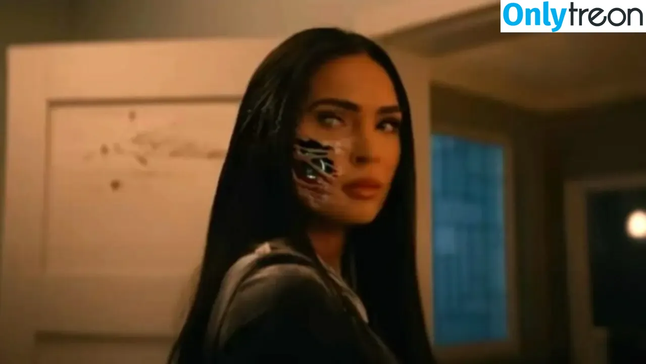 Megan Fox голая photo #2342 (megan.fox / meganfox)
