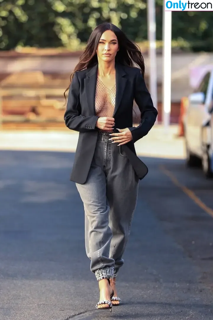 Megan Fox nude photo #2356 (megan.fox / meganfox)