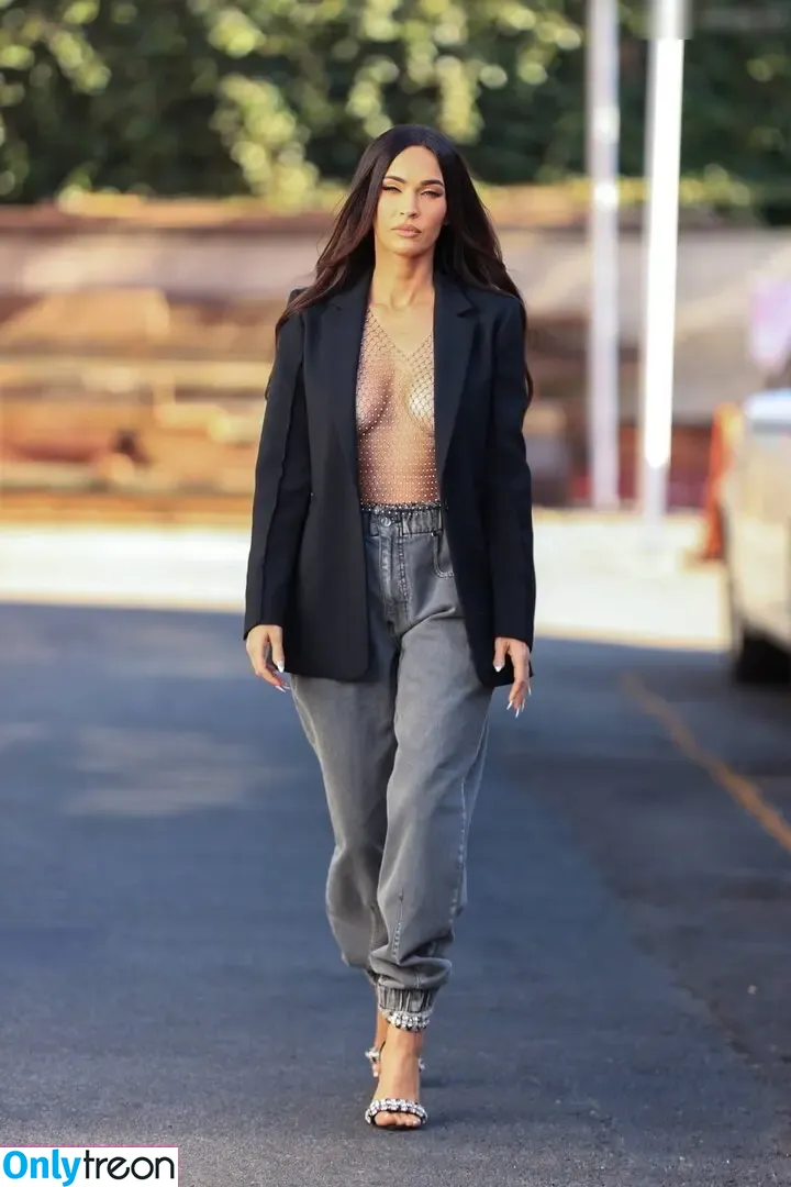Megan Fox голая photo #2363 (megan.fox / meganfox)