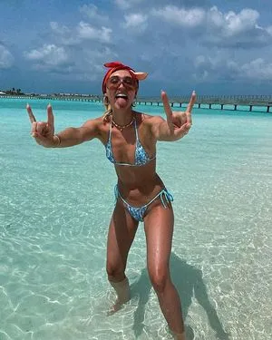 Megan McKenna / meganmckenna фото голая #0013