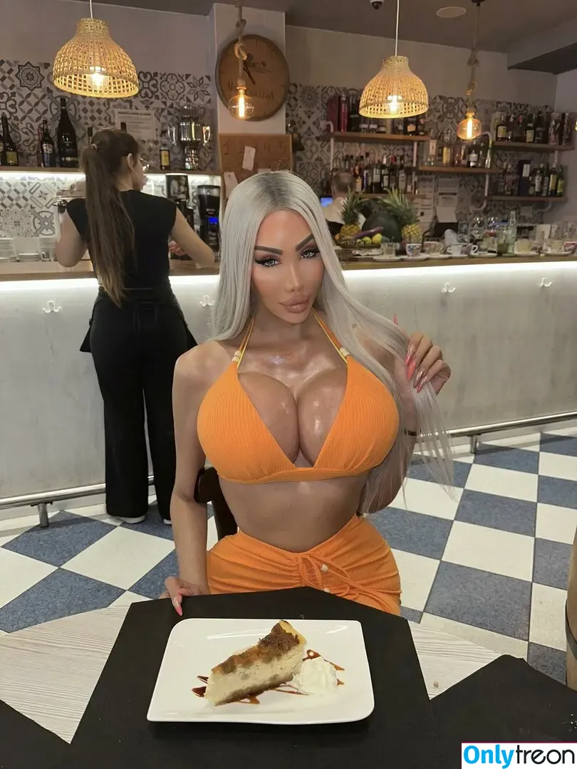 megan.million.official nude photo #0001 (luxury_doll2000cc / luxurydoll)