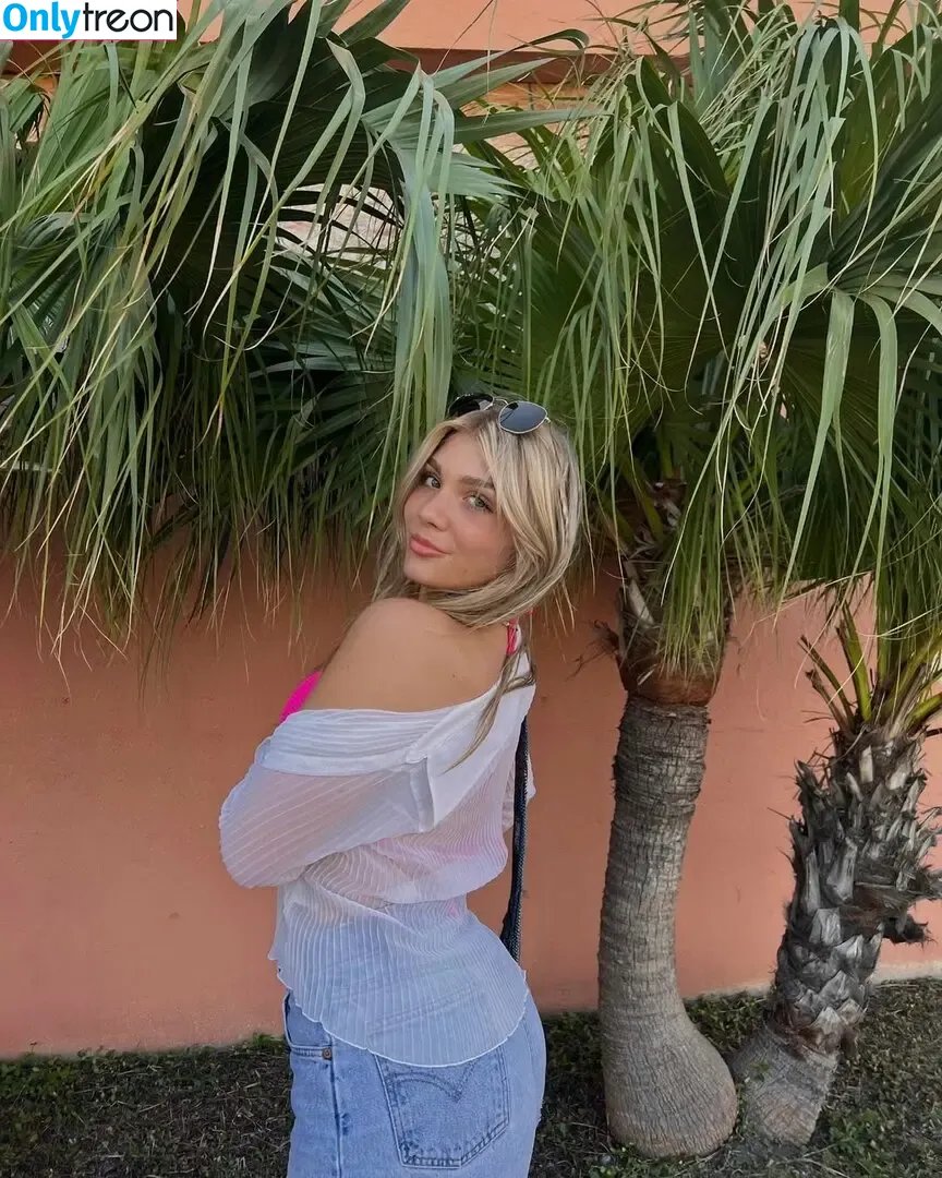 Megan Naegele nude photo #0008 (megan.naegele)