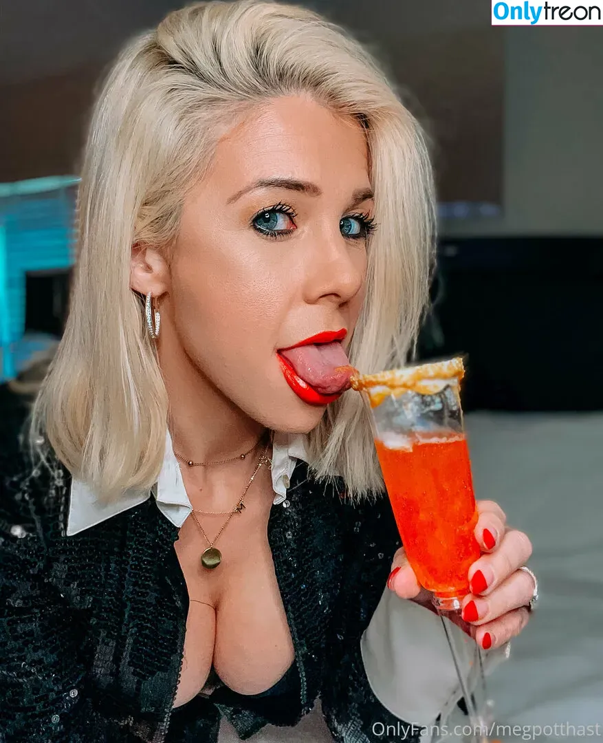 Megan Potthast голая photo #0007 (megpotthast)