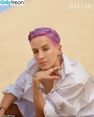 Megan Rapinoe / American soccer player / mrapinoe nude photo #0002