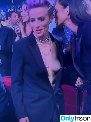 Megan Rapinoe / American soccer player / mrapinoe nude photo #0112