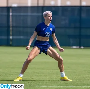 Megan Rapinoe / American soccer player / mrapinoe nude photo #0118