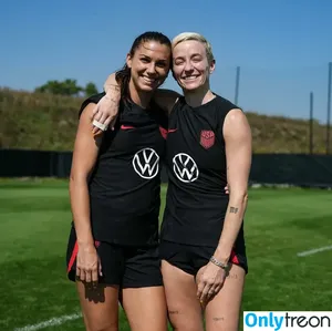 Megan Rapinoe / American soccer player / mrapinoe nude photo #0145