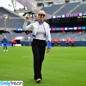 Megan Rapinoe / American soccer player / mrapinoe nude photo #0146