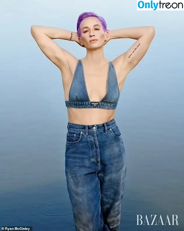 Megan Rapinoe nude photo #0001 (American soccer player / mrapinoe)
