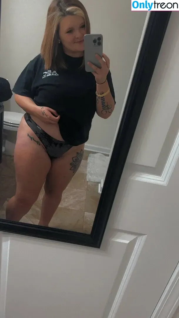 Megan Strange nude photo #0011 (megan1997s / meganstrangemusic)
