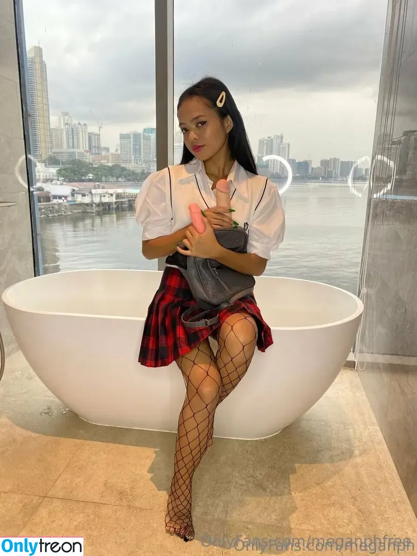 meganph nude photo #0004 (Filipina.meganph / Megan / meganphfree)