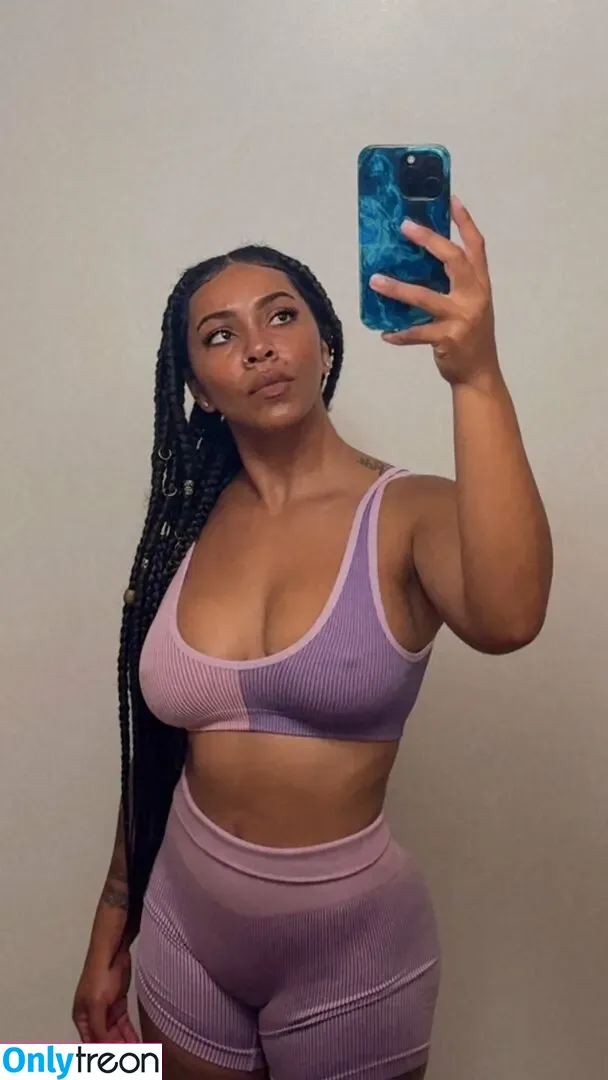 Meganthesaiyan nude photo #0001 (meganthesaiyan_ / megpotthast)