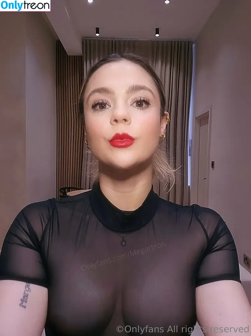 megartron голая photo #0378 (Megan Prescott)
