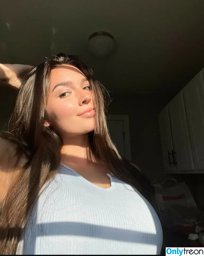 Meghan Chase nude photo #0003 (m.chase02)
