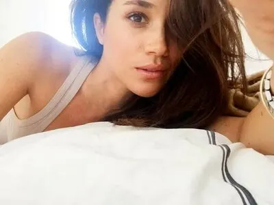 Meghan Markle / sussexroyal nude photo #0024