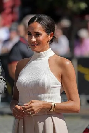 Meghan Markle / sussexroyal nude photo #0070