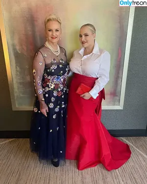 Meghan McCain / meghanmccain nude photo #0019