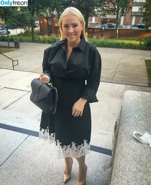 Meghan McCain / meghanmccain nude photo #0025