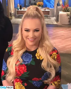 Meghan McCain / meghanmccain nude photo #0028