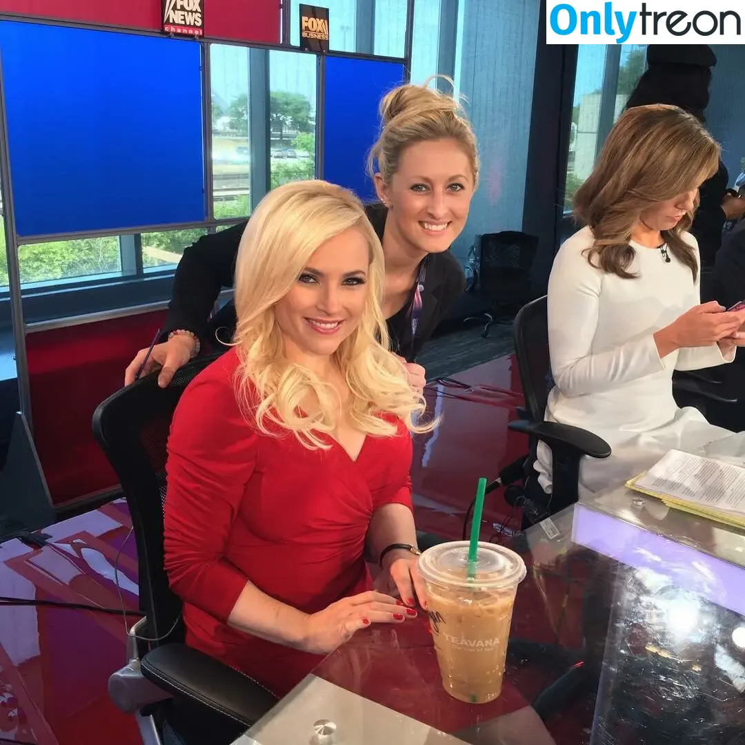 Meghan McCain голая photo #0002 (meghanmccain)