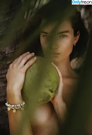 Meghan Roche / meghanroche nude photo #0032