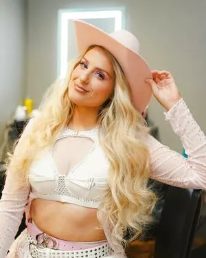 Meghan Trainor / chaoticd / meghantrainor фото голая #0142