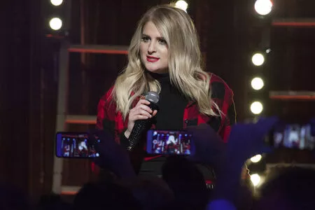 Meghan Trainor / chaoticd / meghantrainor фото голая #0176