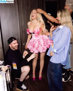 Meghan Trainor / chaoticd / meghantrainor nude photo #0369
