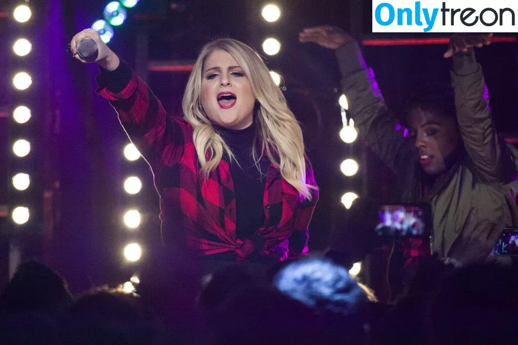 Meghan Trainor голая photo #0173 (chaoticd / meghantrainor)