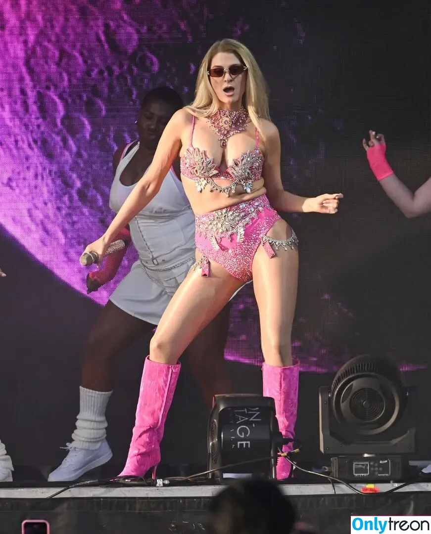 Meghan Trainor nude photo #0339 (chaoticd / meghantrainor)