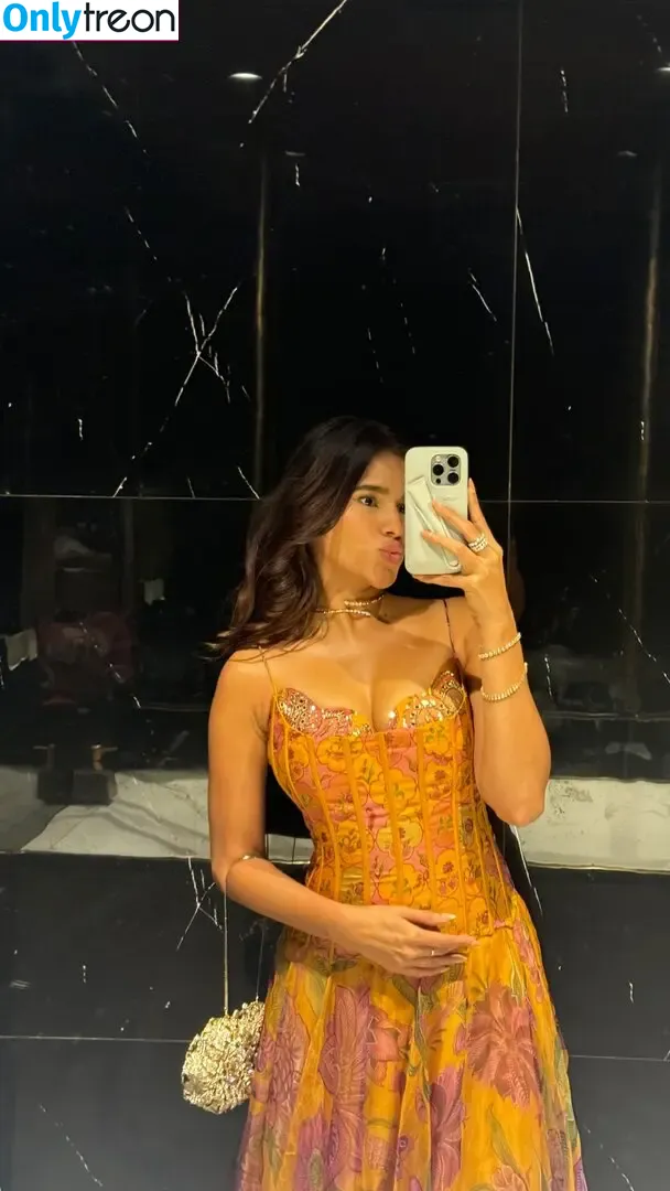 Meghna Kaur голая photo #0039 (shetroublemaker)