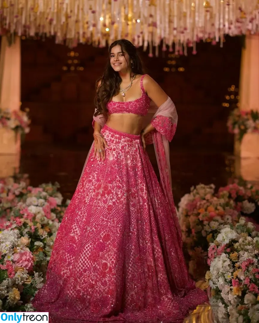Meghna Kaur голая photo #0198 (shetroublemaker)