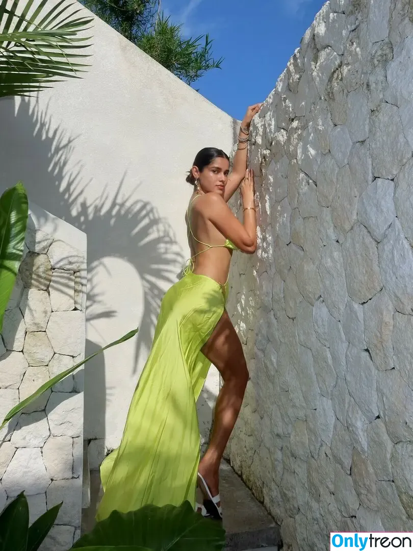 Meghna Kaur голая photo #0236 (shetroublemaker)