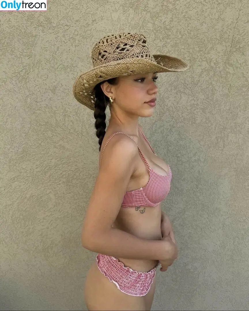 Megmuise nude photo #0047 (Meaghan Muise / meaghanmuise)
