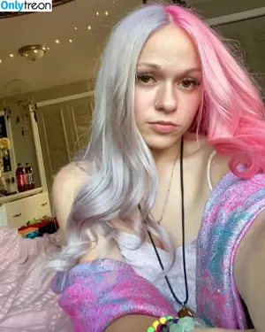 megsnotdead / Megs__Dead / megsn0tdead / notmegsdead nude photo #0011