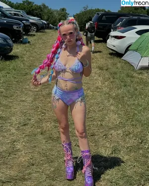 megsnotdead / Megs__Dead / megsn0tdead / notmegsdead nude photo #0062