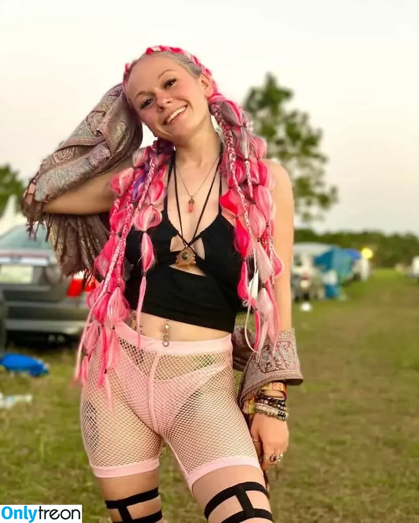 megsnotdead nude photo #0022 (Megs__Dead / megsn0tdead / notmegsdead)