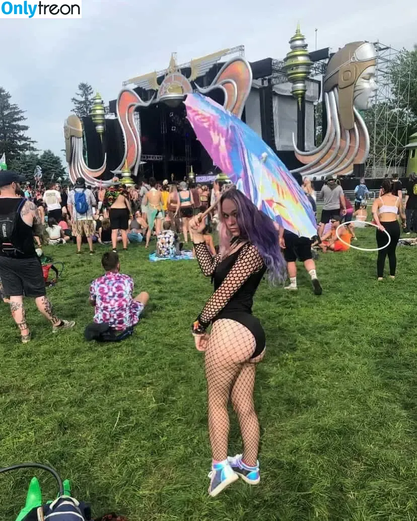 megsnotdead nude photo #0037 (Megs__Dead / megsn0tdead / notmegsdead)