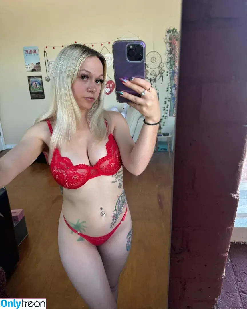 megsnotdead nude photo #0064 (Megs__Dead / megsn0tdead / notmegsdead)