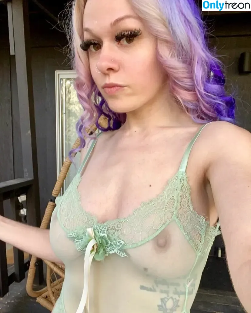 megsnotdead nude photo #0090 (Megs__Dead / megsn0tdead / notmegsdead)