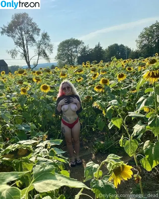 megsnotdead nude photo #0224 (Megs__Dead / megsn0tdead / notmegsdead)