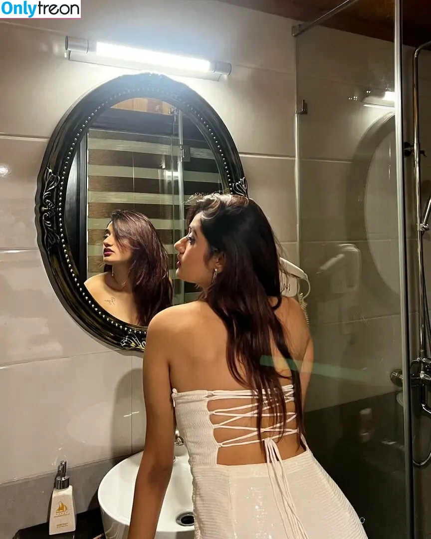mehrpanchal nude photo #0044 (melaniemaria)