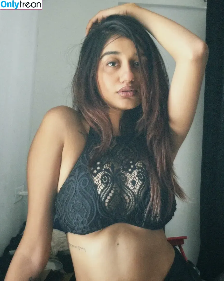 mehrpanchal nude photo #0045 (melaniemaria)