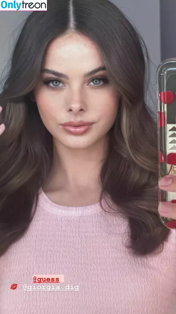 Meika Woollard nude photo #0085 (meikawoollard)